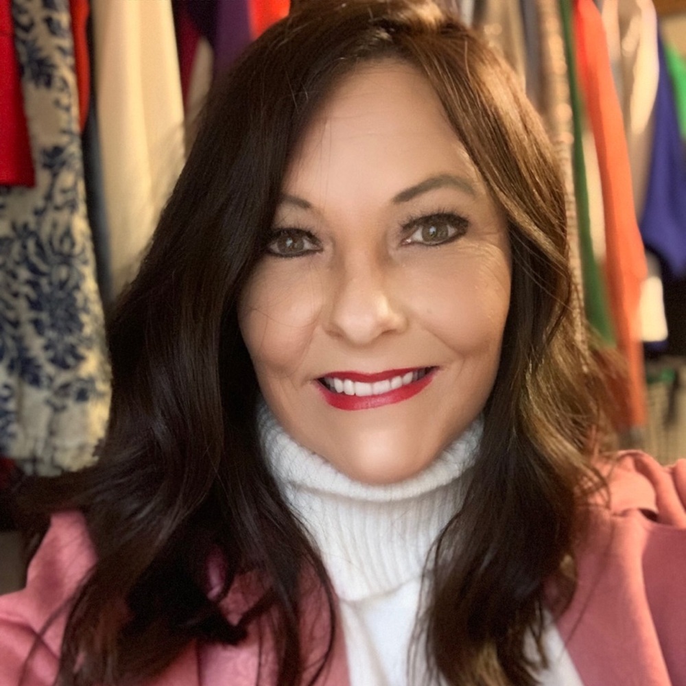 Meet your Posher, Jennifer